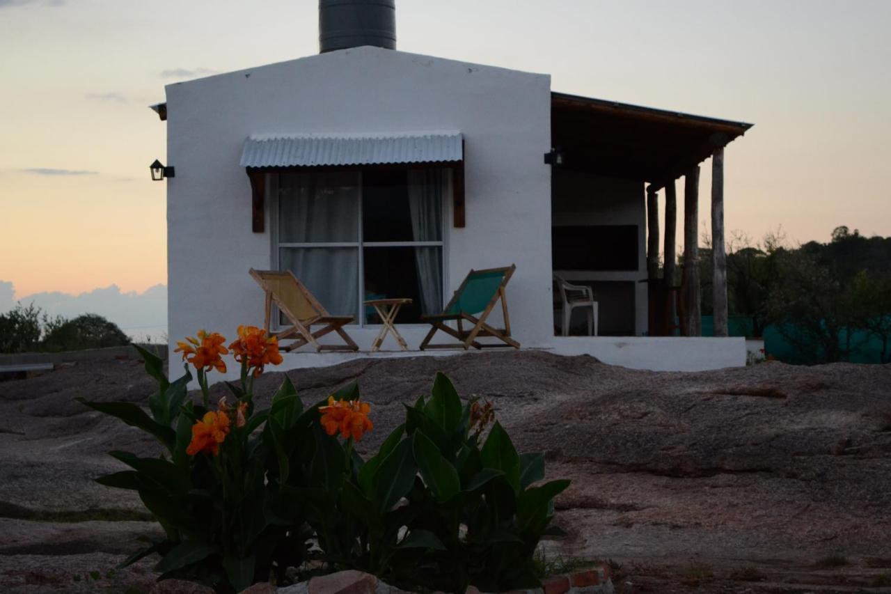 Cabanas Los Relinchos Capilla del Monte Exterior photo